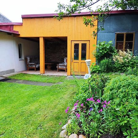Apartman Utvina Esterno foto