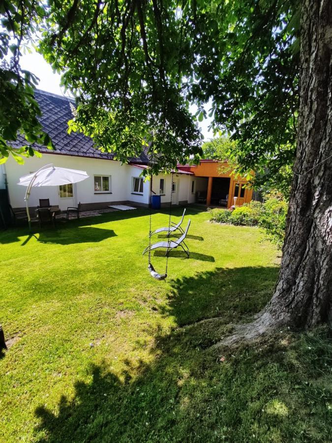 Apartman Utvina Esterno foto