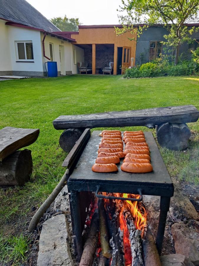 Apartman Utvina Esterno foto