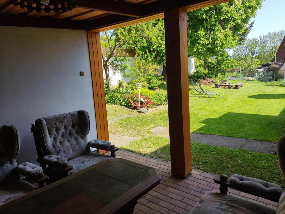 Apartman Utvina Esterno foto